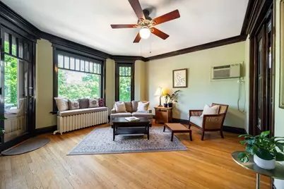 711 Washington Boulevard #2E, Oak Park, IL 60302 - Photo 3