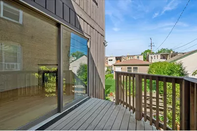 5723 N Saint Louis Avenue, Chicago, IL 60659 - Photo 15