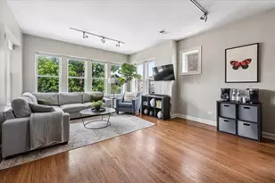 2114 N Spaulding Ave, Chicago, IL 60647 - Photo 3
