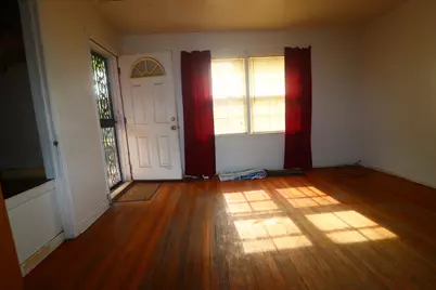 8821 S Eggleston Avenue, Chicago, IL 60620 - Photo 3
