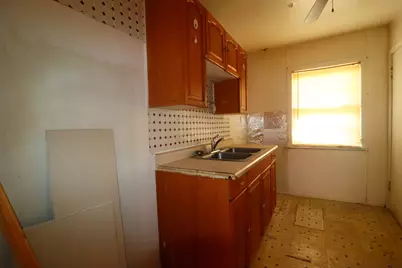 8821 S Eggleston Avenue, Chicago, IL 60620 - Photo 9