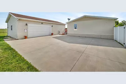 1931 N 31st Road, Ottawa, IL 61350 - Photo 33