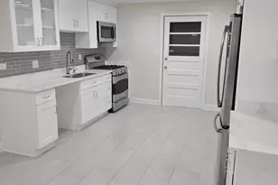 813 Chicago Rd, Chicago Heights, IL 60411 - Photo 7