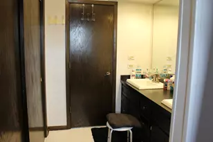 17131 Yates St, South Holland, IL 60473 - Photo 23