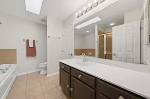 5844 N Hermitage Ave, Chicago, IL 60660 - Photo 21