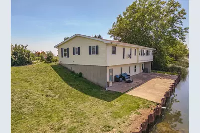 2323 Duke Drive, Bloomington, IL 61705 - Photo 7