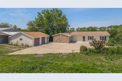2323 Duke Drive, Bloomington, IL 61705 - Photo 13