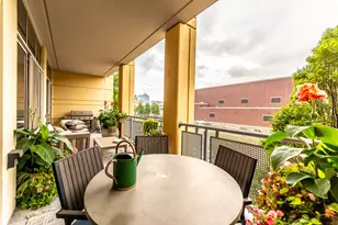 720 N Larrabee St, Chicago, IL 60654 - Photo 5