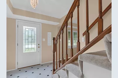 5 Knight Hill Lane, Buffalo Grove, IL 60089 - Photo 5