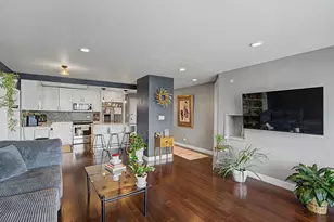 10 E Ontario St, Chicago, IL 60611 - Photo 11