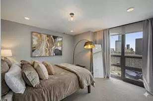 10 E Ontario St, Chicago, IL 60611 - Photo 25