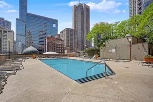 10 E Ontario St, Chicago, IL 60611 - Photo 33