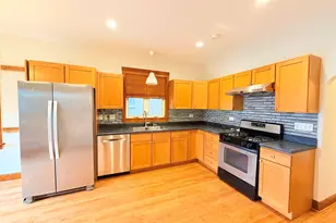 3015 S Quinn St, Chicago, IL 60608 - Photo 13