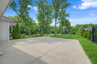 378 E Deerpath Road, Wood Dale, IL 60191 - Photo 5