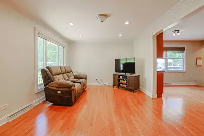 3910 Eagle Lane, Rolling Meadows, IL 60008 - Photo 7
