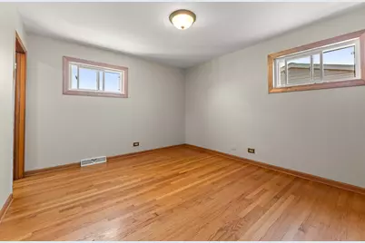 7717 W 81st Street, Bridgeview, IL 60455 - Photo 15