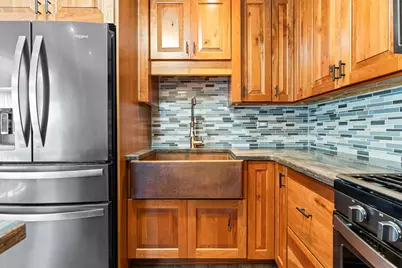 7717 W 81st Street, Bridgeview, IL 60455 - Photo 9
