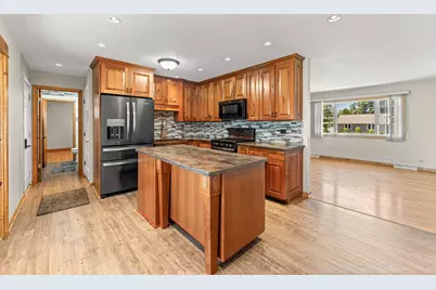7717 W 81st Street, Bridgeview, IL 60455 - Photo 7