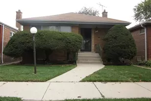 9035 S Euclid Ave, Chicago, IL 60617 - Photo 1