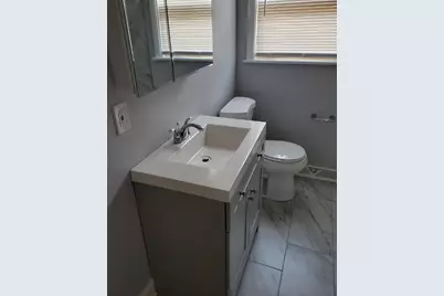 9035 S Euclid Avenue, Chicago, IL 60617 - Photo 9