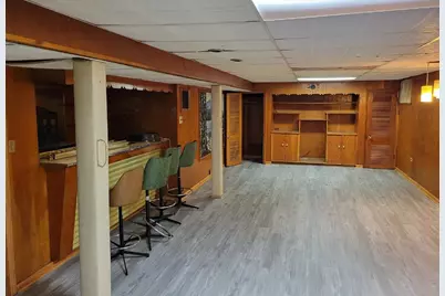9035 S Euclid Avenue, Chicago, IL 60617 - Photo 13