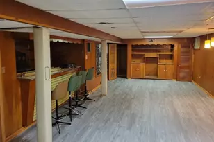 9035 S Euclid Ave, Chicago, IL 60617 - Photo 13