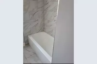 9035 S Euclid Avenue, Chicago, IL 60617 - Photo 7