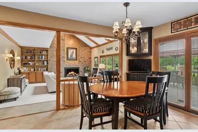 2238 Remington Drive, Naperville, IL 60565 - Photo 11