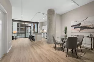 860 W Blackhawk St, Chicago, IL 60642 - Photo 9