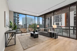 860 W Blackhawk St, Chicago, IL 60642 - Photo 7