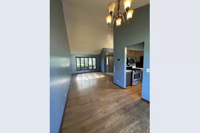 983 Valleyview Drive, Bartlett, IL 60103 - Photo 5