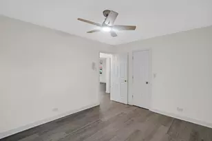 220 S Orchard Dr, Park Forest, IL 60466 - Photo 15