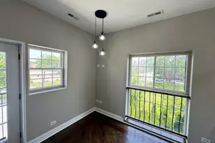 543 E 43rd St, Chicago, IL 60653 - Photo 5