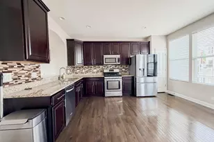 808 E Wing St, Arlington Heights, IL 60004 - Photo 5