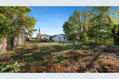402 S Walnut Avenue, Freeport, IL 61032 - Photo 7