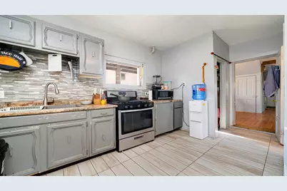 402 S Walnut Avenue, Freeport, IL 61032 - Photo 15