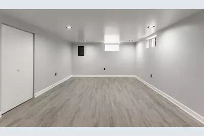 17211 California Avenue, Hazel Crest, IL 60429 - Photo 29
