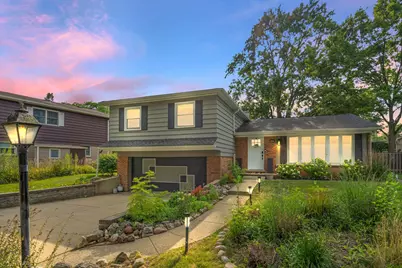 1806 N Park Drive, Mount Prospect, IL 60056 - Photo 1