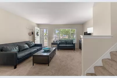 492 W Avery Street, Elmhurst, IL 60126 - Photo 5