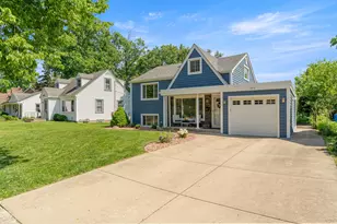 492 W Avery St, Elmhurst, IL 60126 - Photo 3