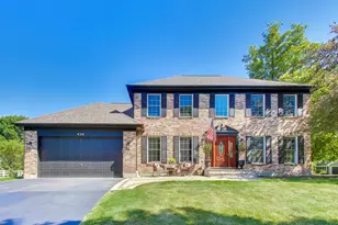 438 W Trail Ct, Grayslake, IL 60030 - Photo 1