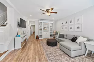 2114 W Erie St, Chicago, IL 60612 - Photo 19