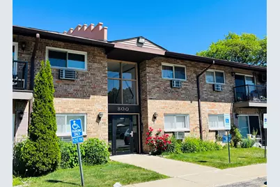 800 E Old Willow Road #105, Prospect Heights, IL 60070 - Photo 1
