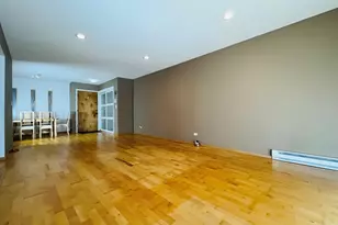 800 E Old Willow Rd, Prospect Heights, IL 60070 - Photo 3