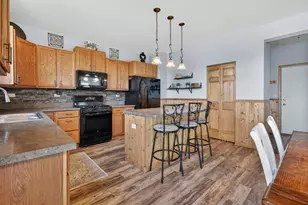 905 Avalon Way, Minooka, IL 60447 - Photo 19