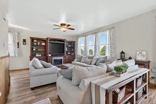 905 Avalon Way, Minooka, IL 60447 - Photo 11