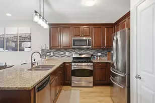 120 N Northwest Hwy, Park Ridge, IL 60068 - Photo 5