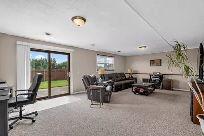 818 Bonnie Lane, Peotone, IL 60468 - Photo 25