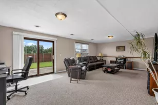 818 Bonnie Ln, Peotone, IL 60468 - Photo 25