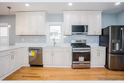 4540 N Menard Avenue, Chicago, IL 60630 - Photo 9